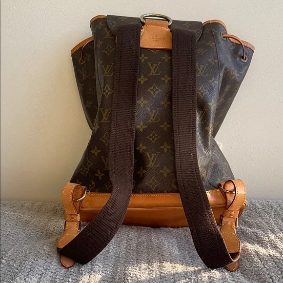 Louis Vuitton Montsouris GM vintage buckle monogram - Picture 6 of 14